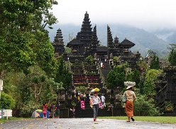 Besaki-tempel - ingang