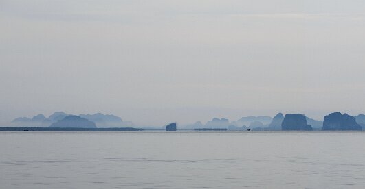 EMI51891 Panorama of the rocks in Panga Bay